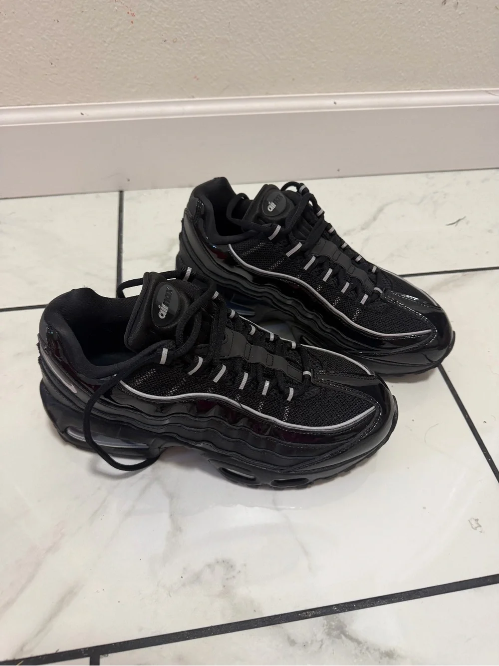Women Nike Air Max 95 Sneakers